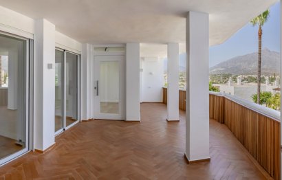 Resale - Apartment - Middle Floor Apartment - Marbella - Nueva Andalucia