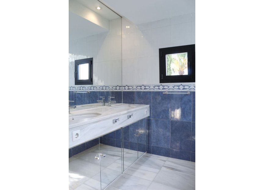 Resale - Apartment - Penthouse - Marbella - Puerto Banús