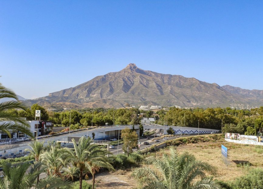 Resale - Apartment - Penthouse - Marbella - Puerto Banús