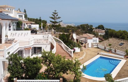 Resale - House - Detached Villa - Benalmádena - Benalmadena Pueblo