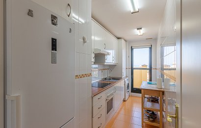 Resale - Apartment - Middle Floor Apartment - Benalmádena - Benalmadena Centro