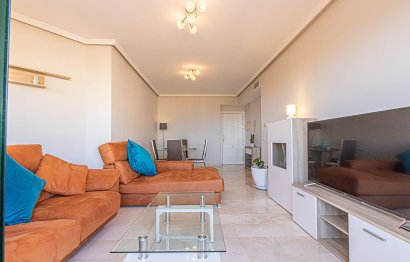 Resale - Apartment - Middle Floor Apartment - Benalmádena - Benalmadena Centro