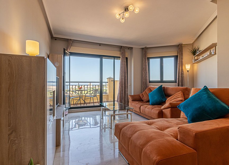 Resale - Apartment - Middle Floor Apartment - Benalmádena - Benalmadena Centro