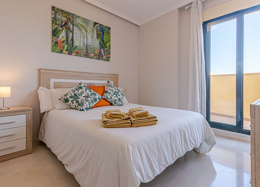 Resale - Apartment - Middle Floor Apartment - Benalmádena - Benalmadena Centro