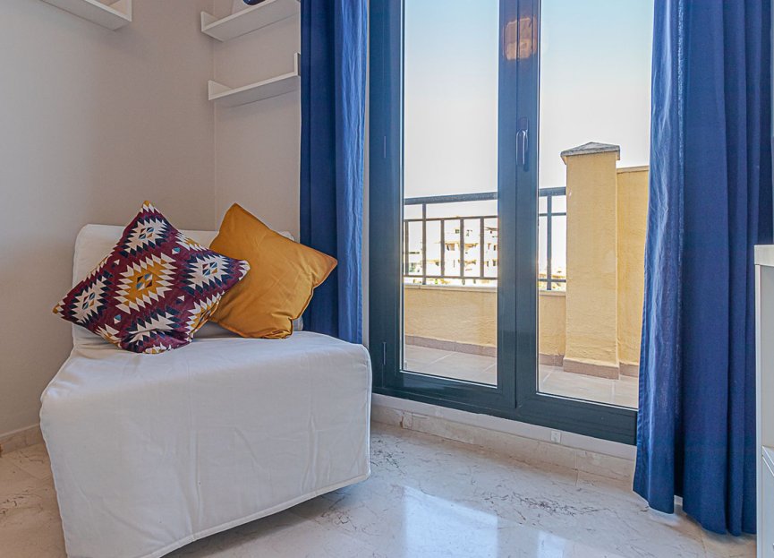 Resale - Apartment - Middle Floor Apartment - Benalmádena - Benalmadena Centro