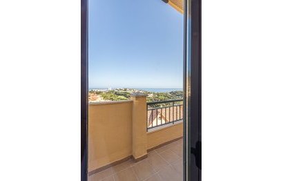 Resale - Apartment - Middle Floor Apartment - Benalmádena - Benalmadena Centro