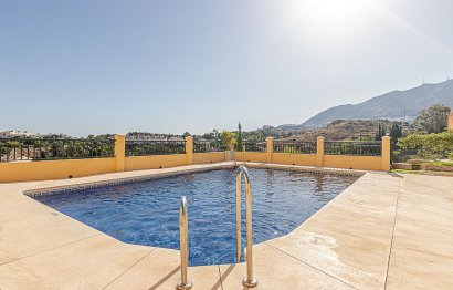 Resale - Apartment - Middle Floor Apartment - Benalmádena - Benalmadena Centro