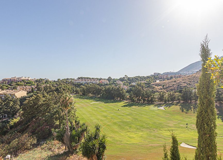 Resale - Apartment - Middle Floor Apartment - Benalmádena - Benalmadena Centro