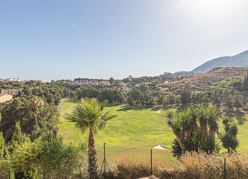 Resale - Apartment - Middle Floor Apartment - Benalmádena - Benalmadena Centro