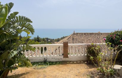 Resale - House - Detached Villa - Benalmádena - Benalmadena Pueblo