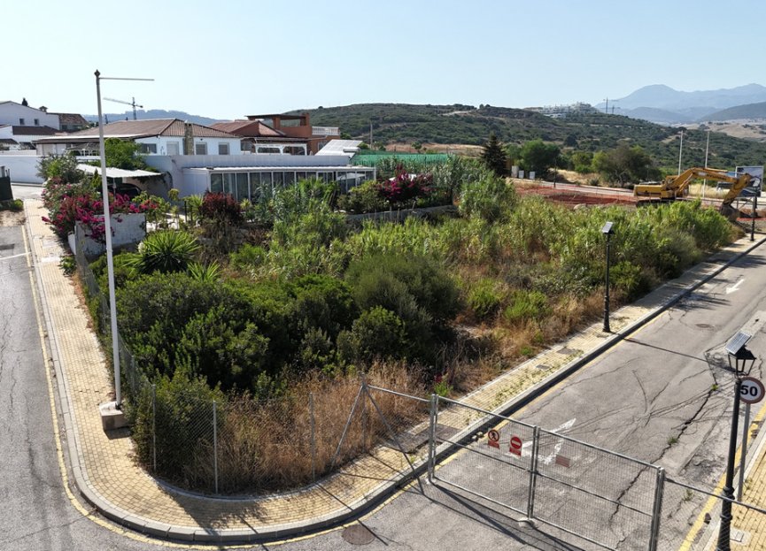 Resale - Plot - Land - Estepona - Estepona Centro