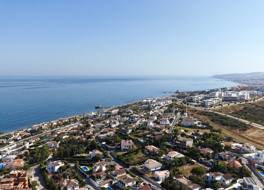 Resale - Plot - Land - Estepona - Estepona Centro