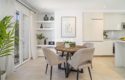 Resale - House - Townhouse - Marbella - Nueva Andalucia