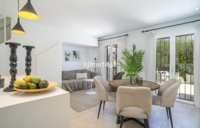 Resale - House - Townhouse - Marbella - Nueva Andalucia