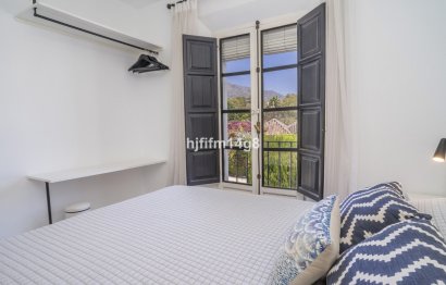 Resale - House - Townhouse - Marbella - Nueva Andalucia