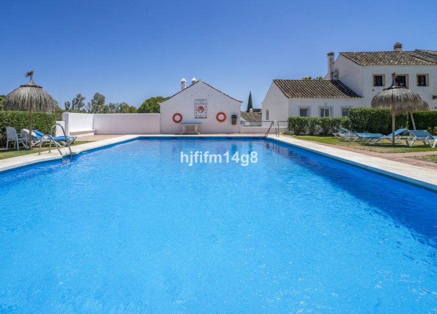 Resale - House - Townhouse - Marbella - Nueva Andalucia