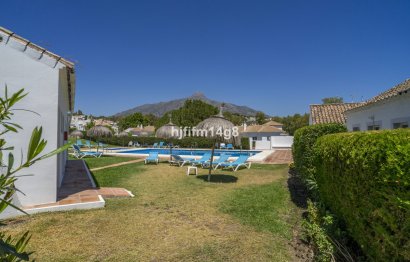 Resale - House - Townhouse - Marbella - Nueva Andalucia
