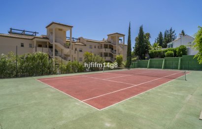 Resale - House - Townhouse - Marbella - Nueva Andalucia
