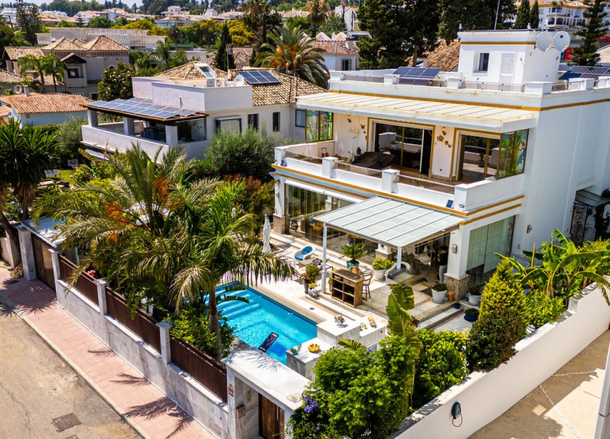 Resale - House - Detached Villa - Marbella - Marbella Centro