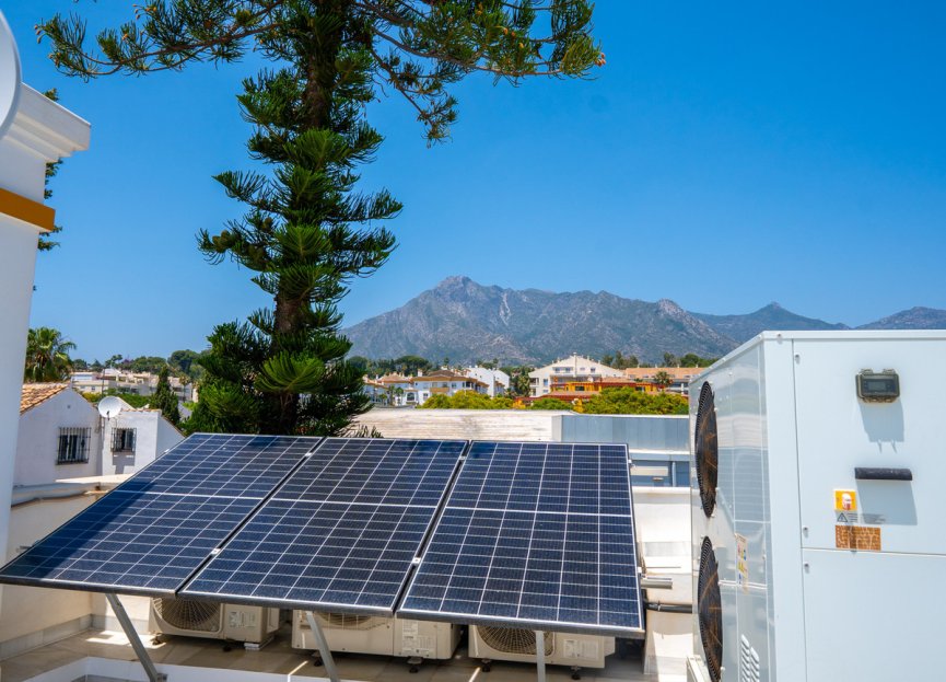 Resale - House - Detached Villa - Marbella - Marbella Centro