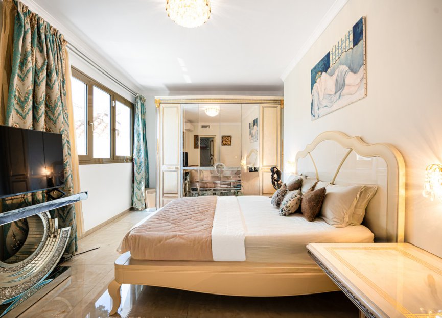 Resale - House - Detached Villa - Marbella - Marbella Centro