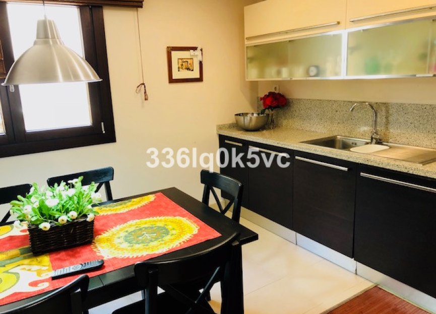 Resale - House - Townhouse - Benahavís - Benahavís Centro