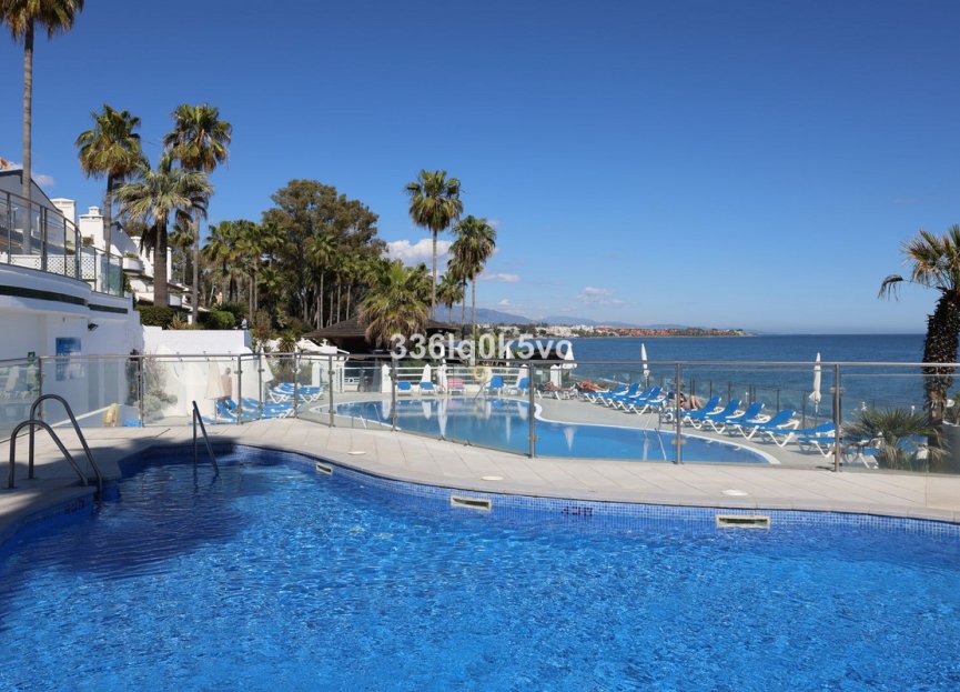 Resale - House - Townhouse - Estepona - Estepona Centro