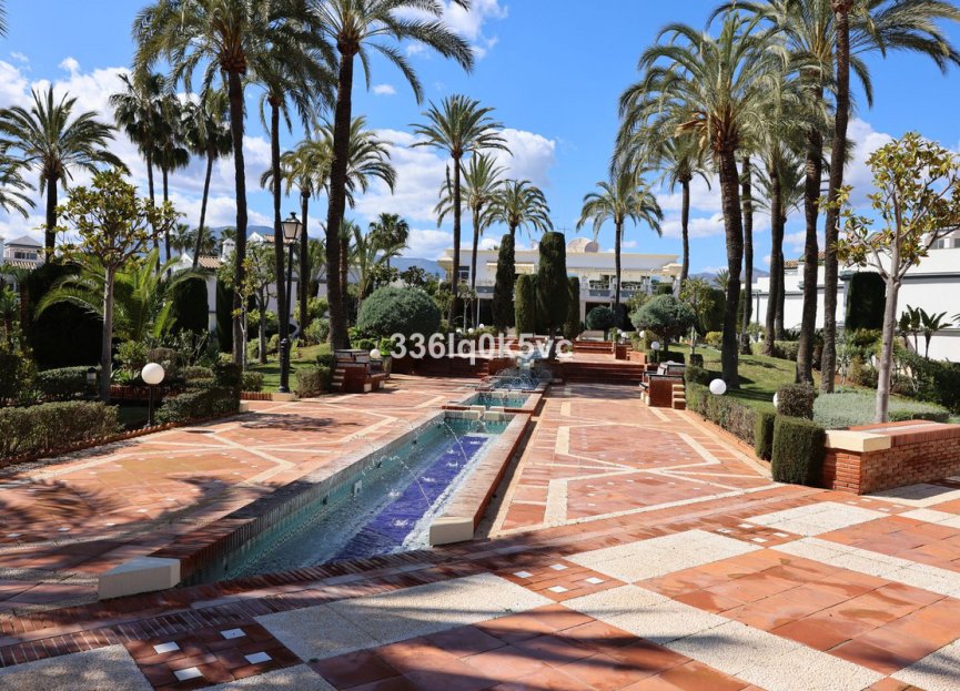 Resale - House - Townhouse - Estepona - Estepona Centro