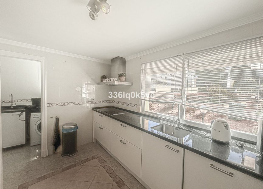 Resale - House - Townhouse - Estepona - Estepona Centro