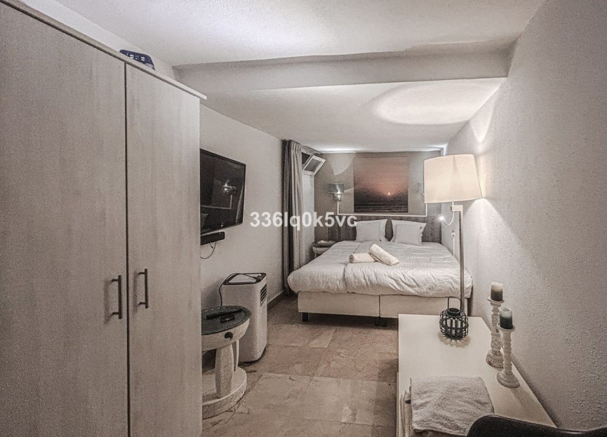 Resale - House - Townhouse - Estepona - Estepona Centro