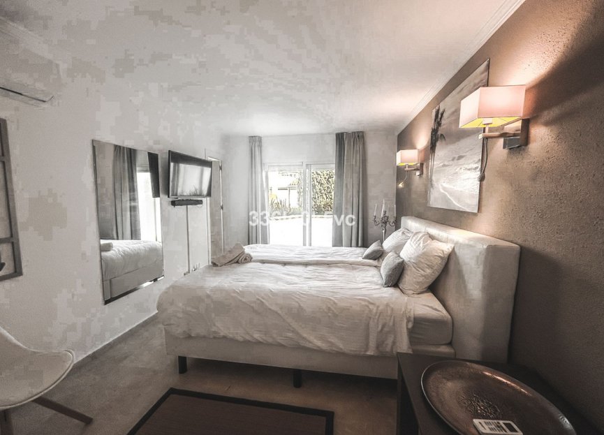 Resale - House - Townhouse - Estepona - Estepona Centro