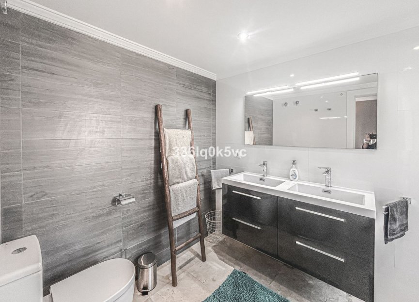 Resale - House - Townhouse - Estepona - Estepona Centro