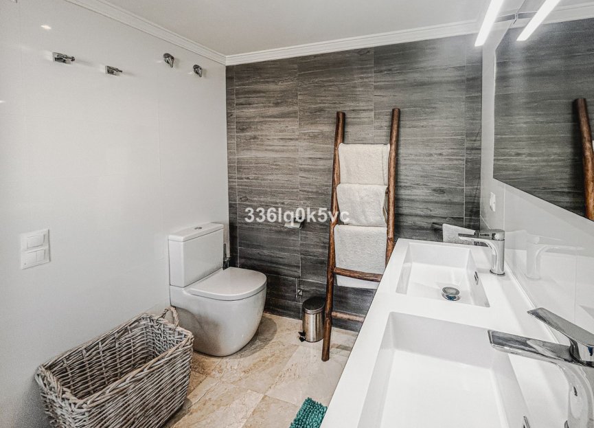 Resale - House - Townhouse - Estepona - Estepona Centro