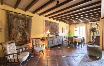 Resale - House - Townhouse - Benahavís - Benahavís Centro