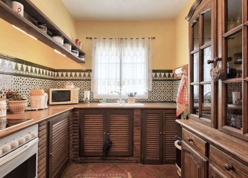 Resale - House - Townhouse - Benahavís - Benahavís Centro