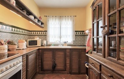 Resale - House - Townhouse - Benahavís - Benahavís Centro