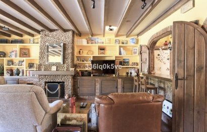 Resale - House - Townhouse - Benahavís - Benahavís Centro