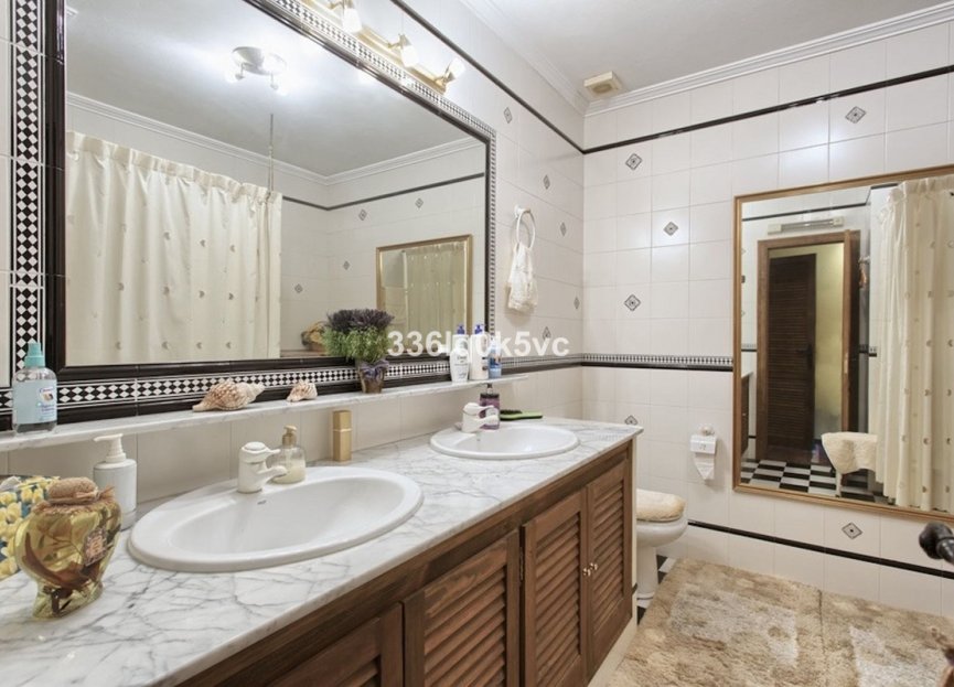 Resale - House - Townhouse - Benahavís - Benahavís Centro