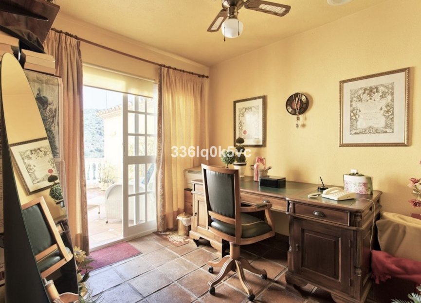 Resale - House - Townhouse - Benahavís - Benahavís Centro