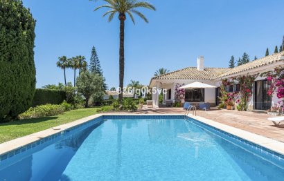 Resale - House - Detached Villa - Marbella - Las Chapas