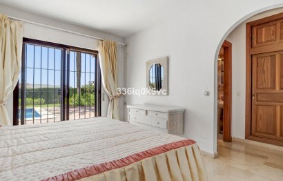 Resale - House - Detached Villa - Marbella - Las Chapas