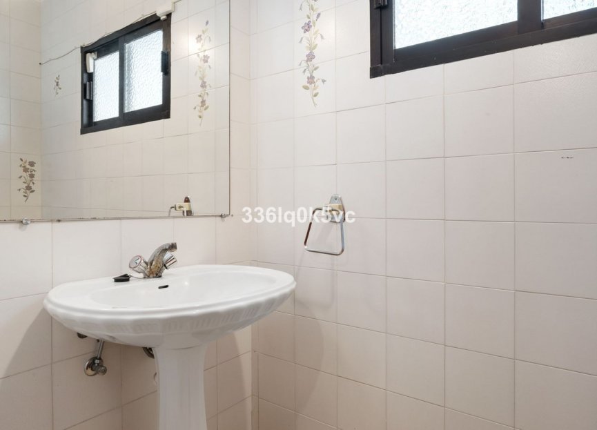 Resale - House - Detached Villa - Marbella - Las Chapas