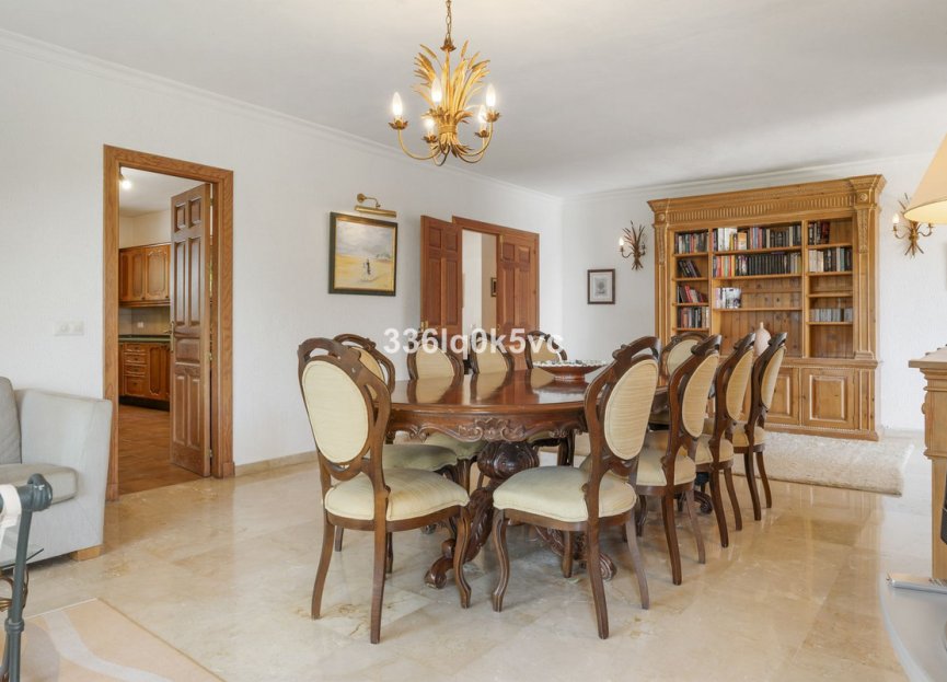 Resale - House - Detached Villa - Marbella - Las Chapas