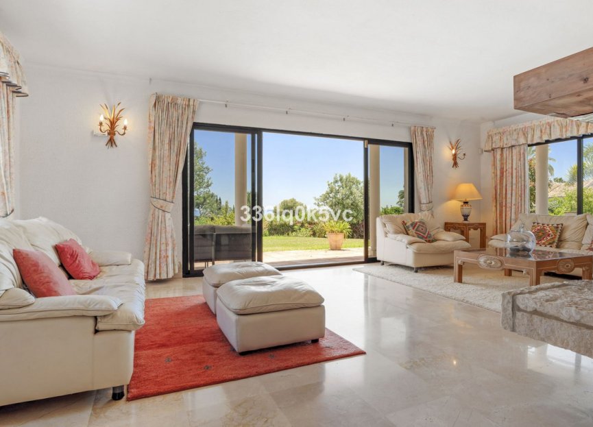 Resale - House - Detached Villa - Marbella - Las Chapas