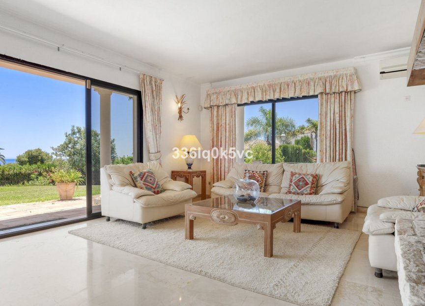 Resale - House - Detached Villa - Marbella - Las Chapas