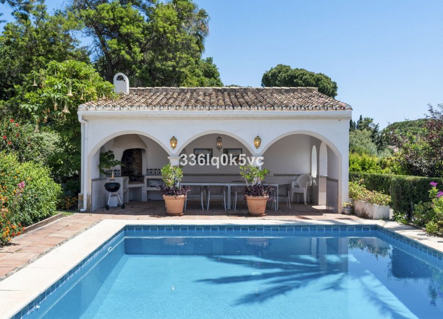 Resale - House - Detached Villa - Marbella - Las Chapas