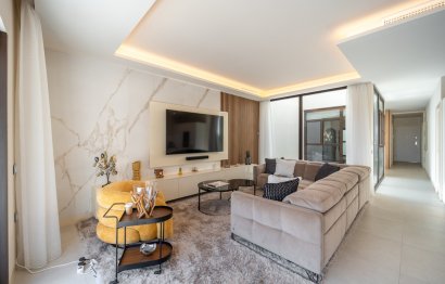 Resale - House - Townhouse - Estepona - Estepona Centro