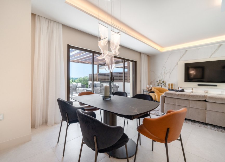 Resale - House - Townhouse - Estepona - Estepona Centro