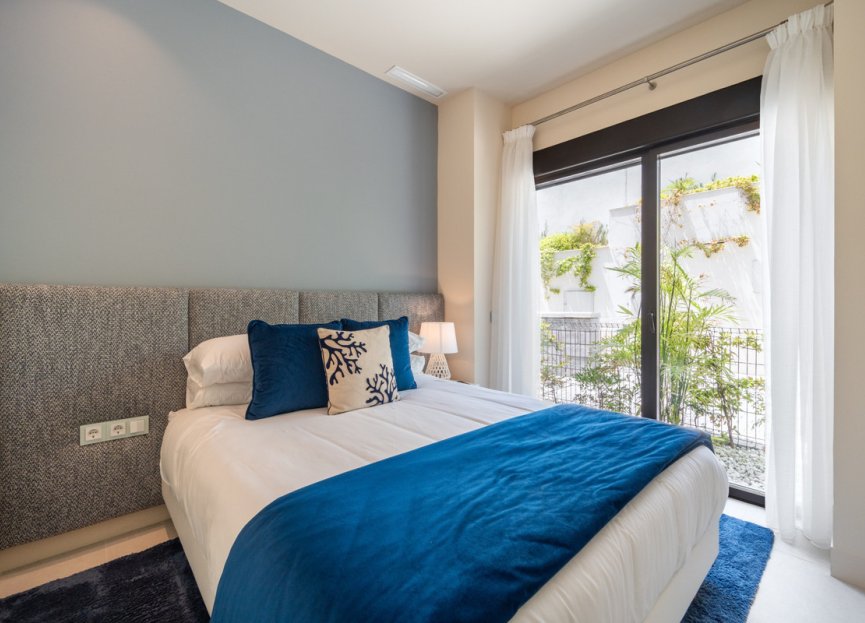 Resale - House - Townhouse - Estepona - Estepona Centro