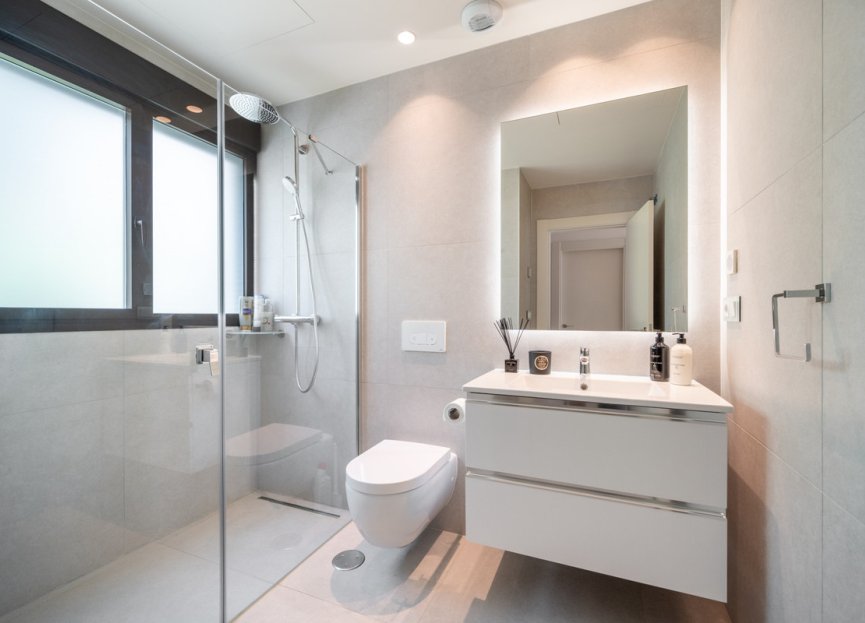 Resale - House - Townhouse - Estepona - Estepona Centro